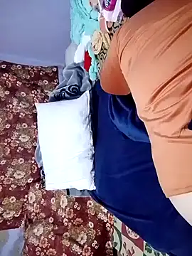 Snapshot of Hnonasix89 chatting on 03-12-26, 03:12 Hnonasix89 online show from 03-12-26, 03:12