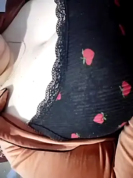 Snapshot of Hnonasix89 chatting on 03-13-26, 08:26 Hnonasix89 online show from 03-13-26, 08:26