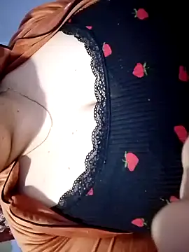 Snapshot of Hnonasix89 chatting on 03-16-26, 03:34 Hnonasix89 online show from 03-16-26, 03:34