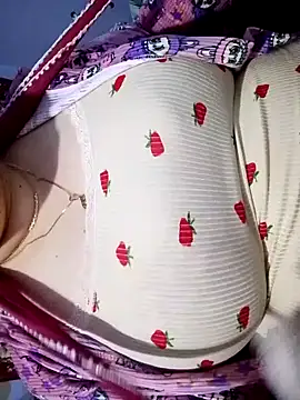 Snapshot of Hnonasix89 chatting on 04-04-26, 11:02 Hnonasix89 online show from 04-04-26, 11:02