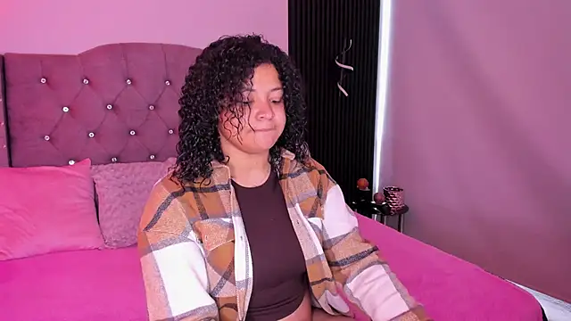 Dakota Mars online show from 10-18-25, 12:28