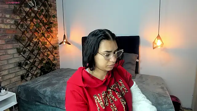 Lia Blake  online show from 03-06-26, 12:01