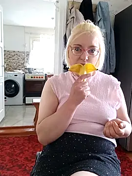 VikaKing online show from 03-26-26, 09:15