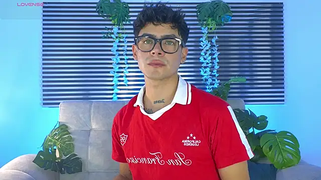 CamiiGuzmanX online show from 07-01-26, 08:41