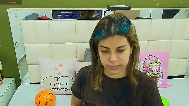 gisell gomez online show from 10-19-25, 12:06