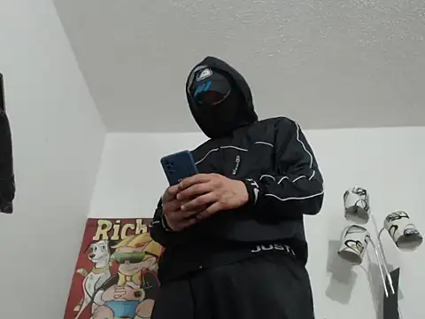 Thomasjons  online show from 11-07-25, 01:16