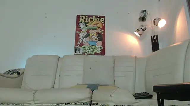 Thomasjons  online show from 04-13-26, 03:12