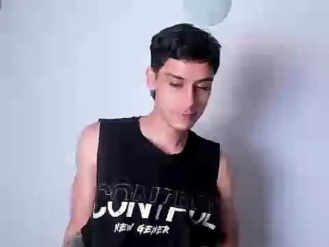 Snapshot of axel_davis_ chatting on 11-30-25, 07:56 axel davis online show from 11-30-25, 07:56