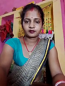 Snapshot of Hot_bbbb chatting on 04-30-26, 08:09 Hot bbbb online show from 04-30-26, 08:09