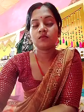 Snapshot of Hot_bbbb chatting on 05-03-26, 05:02 Hot bbbb online show from 05-03-26, 05:02