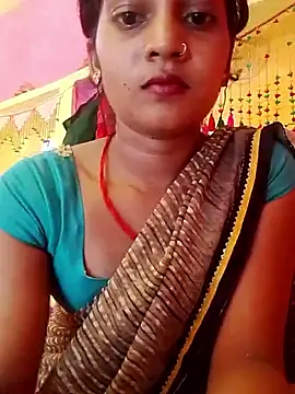 Snapshot of Hot_bbbb chatting on 05-04-26, 08:54 Hot bbbb online show from 05-04-26, 08:54