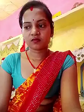 Snapshot of Hot_bbbb chatting on 05-16-26, 08:11 Hot bbbb online show from 05-16-26, 08:11
