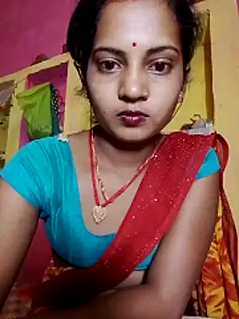 Snapshot of Hot_bbbb chatting on 05-24-26, 07:19 Hot bbbb online show from 05-24-26, 07:19