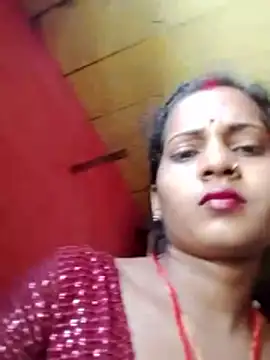 Snapshot of Hot_bbbb chatting on 05-25-26, 07:25 Hot bbbb online show from 05-25-26, 07:25