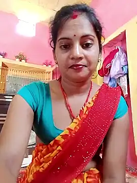 Snapshot of Hot_bbbb chatting on 05-26-26, 06:42 Hot bbbb online show from 05-26-26, 06:42