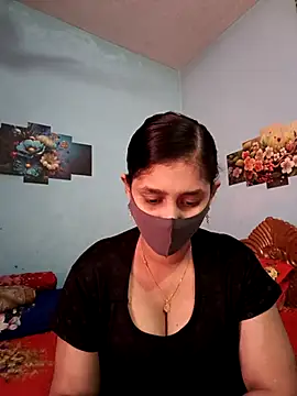 Cute Faria online show from 04-18-26, 08:29