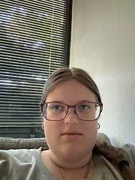 CurvyPaar2 online show from 09-28-25, 08:42