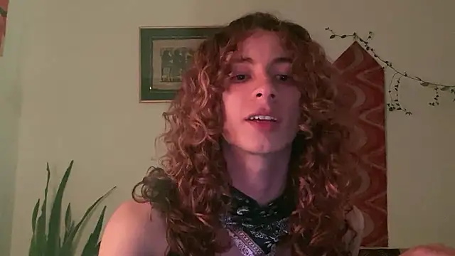 Snapshot of camille_delrey chatting on 06-21-26, 03:20 camille delrey online show from 06-21-26, 03:20