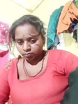 Hot crety online show from 04-16-26, 06:41