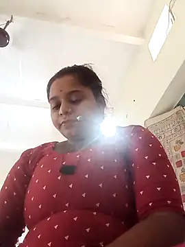 Hot crety online show from 06-30-26, 05:52