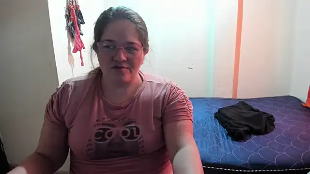 Snapshot of Daphne_girlsex chatting on 10-03-25, 07:55 Daphne girlsex online show from 10-03-25, 07:55
