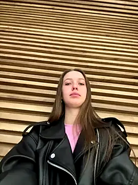 Snapshot of ElliRose chatting on 09-20-25, 06:03 ElliRose online show from 09-20-25, 06:03