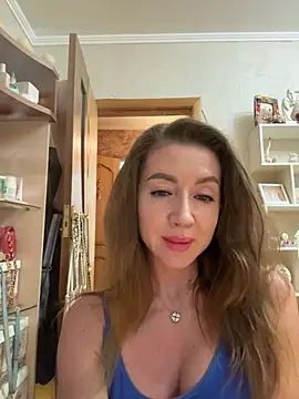 Snapshot of MarinaDiva11_74 chatting on 04-01-26, 08:28 MarinaDiva11 74 online show from 04-01-26, 08:28