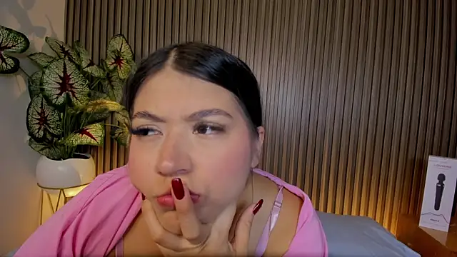 Snapshot of anagil_ chatting on 12-04-25, 07:44 anagil online show from 12-04-25, 07:44