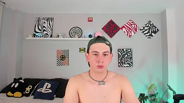 Snapshot of mathewconelly chatting on 01-09-26, 11:17 mathewconelly online show from 01-09-26, 11:17