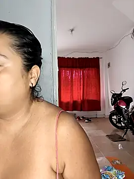 Snapshot of NARNYALABELLA chatting on 04-27-26, 12:36 NARNYALABELLA online show from 04-27-26, 12:36