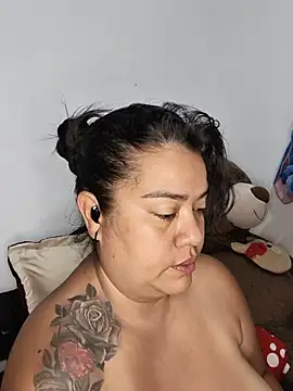 Snapshot of NARNYALABELLA chatting on 05-28-26, 10:12 NARNYALABELLA online show from 05-28-26, 10:12