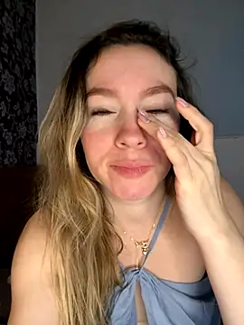 Snapshot of BritgetPsychol chatting on 10-05-25, 03:16 BritgetPsychol online show from 10-05-25, 03:16