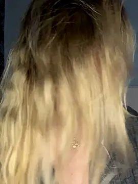 Snapshot of BritgetPsychol chatting on 10-24-25, 02:41 BritgetPsychol online show from 10-24-25, 02:41