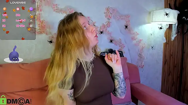 Rina Panic online show from 10-27-25, 01:09