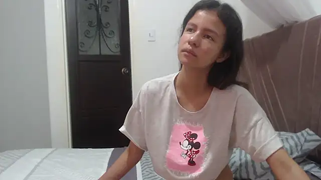 nathaly jones  online show from 04-08-26, 12:16