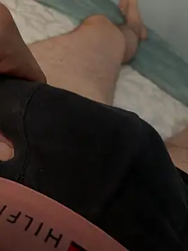 Snapshot of elcalabacin chatting on 09-15-25, 03:12 elcalabacin online show from 09-15-25, 03:12