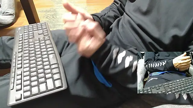 Yasu2000 online show from 01-11-26, 06:07