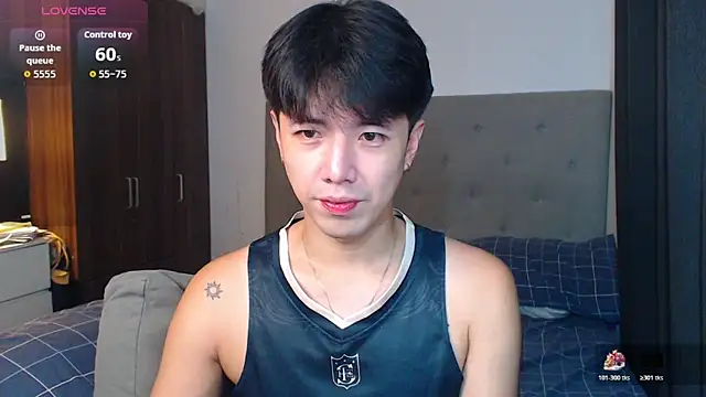 Addictiveboi online show from 10-22-25, 04:24