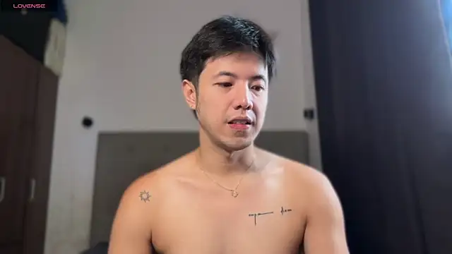 Snapshot of Addictiveboi chatting on 07-19-26, 02:59 Addictiveboi online show from 07-19-26, 02:59