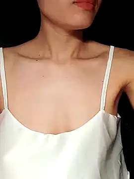 Snapshot of Hinna_x chatting on 09-10-25, 08:42 Hinna x online show from 09-10-25, 08:42