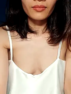 Snapshot of Hinna_x chatting on 10-07-25, 08:55 Hinna x online show from 10-07-25, 08:55