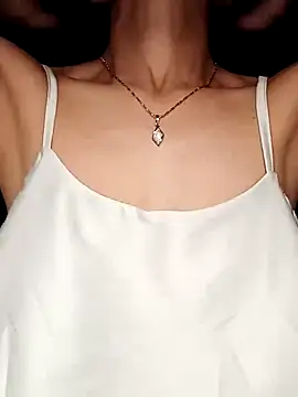 Snapshot of Hinna_x chatting on 11-03-25, 08:48 Hinna x online show from 11-03-25, 08:48