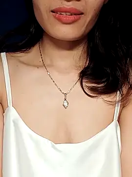 Snapshot of Hinna_x chatting on 11-07-25, 05:29 Hinna x online show from 11-07-25, 05:29