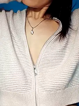 Snapshot of Hinna_x chatting on 11-21-25, 02:54 Hinna x online show from 11-21-25, 02:54