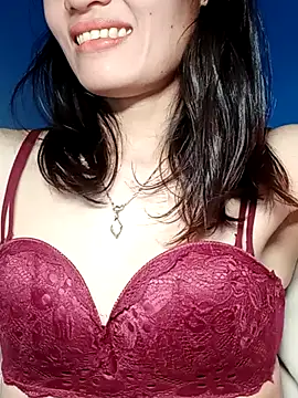 Snapshot of Hinna_x chatting on 11-30-25, 02:04 Hinna x online show from 11-30-25, 02:04