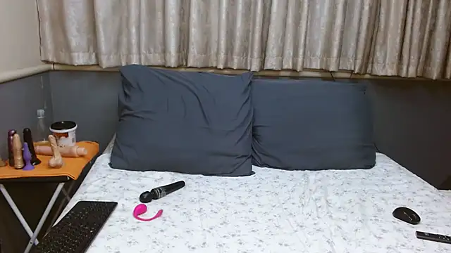 SlutyAngelxxx online show from 02-13-26, 06:59