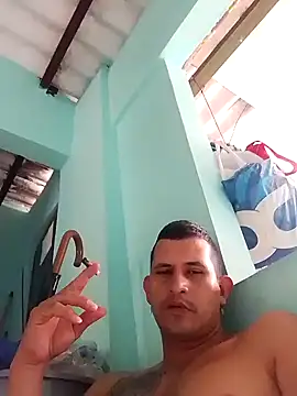 Snapshot of Kars1721 chatting on 02-23-26, 06:38 Kars1721 online show from 02-23-26, 06:38