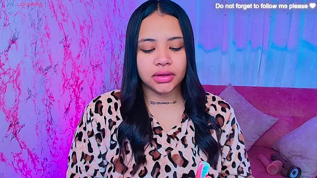 Snapshot of nicemiiaa7_ chatting on 09-13-25, 12:05 nicemiiaa7 online show from 09-13-25, 12:05