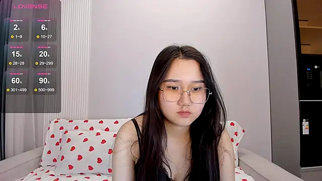 yoon shin online show from 11-15-25, 04:32