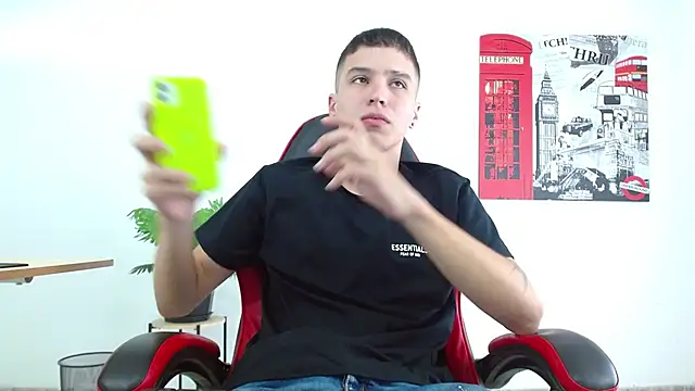 Cumandres18 online show from 10-06-25, 02:14